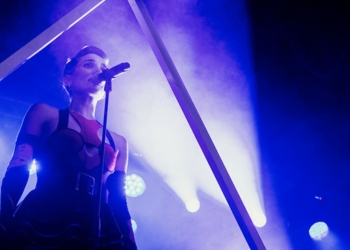 Mecano tendrá que esperar a noviembre