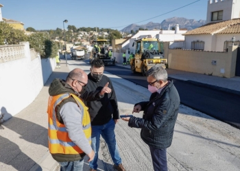 l’Alfàs del Pi asfalta la Avda. Escandinavia