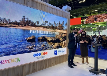 Torrevieja presenta en fitur su plan de trabajo DTI