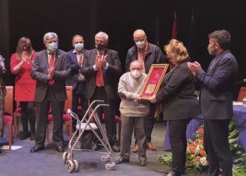 Apadis recibe la Medalla de Oro de Villena