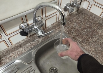 Alcoy no municipalizará el servicio de agua hasta tener una empresa pública