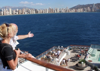 Los destinos de sol y playa se unen en un frente común para sumar