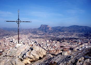Un vigía cargado de historias