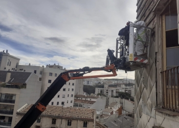 Avanza la retirada de amianto en los edificios públicos de Alcoy