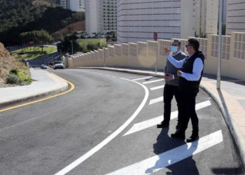 Finalizan las obras de urbanización de la calle Munich en la parte alta del Rincón de Loix