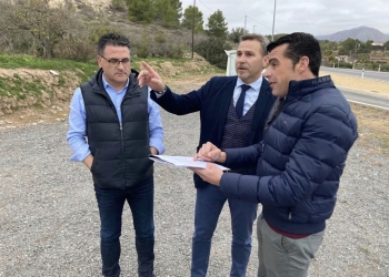 La Diputación estudia la construcción de una rotonda en el acceso a la Urbanización El Tossal