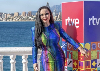 El PSOE pide nombrar a Alaska embajadora honorífica de Benidorm