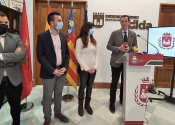 El alcalde de Elda anuncia una redistribución de competencias en su gobierno