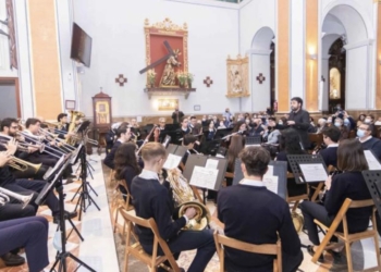 Concierto de marchas procesionales de la Banda Juvenil de la Unió Musical de Benidorm
