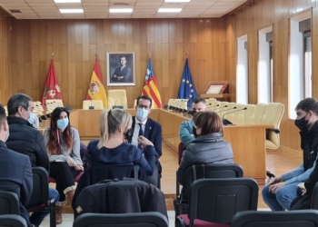 Servicios Sociales ha atendido ya a un total de trece familias ucranianas que han llegado a Elda