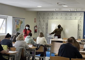 Comienzan en Torrevieja los cursos de español destinados a ciudadanos ucranianos