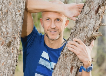 «Casi siempre mis historias hablan de niños con algún problema»