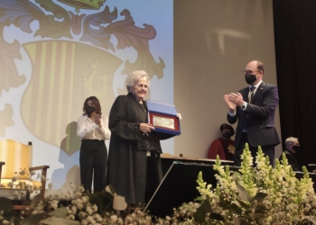 Rocío Caparrós Sánchez, Hija Adoptiva de la Ciudad de Orihuela