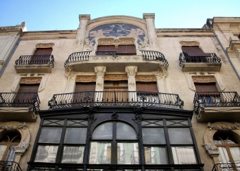 Las rutas urbanas muestran la realidad modernista e industrial de Alcoy