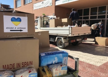 Petrer envía un primer contingente con ocho toneladas de ayuda humanitaria para Ucrania