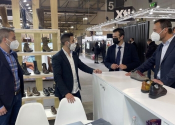 La presencia de 28 expositores ilicitanos en Milán demuestra la fortaleza del sector del calzado en Elche