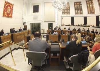 Mazón anuncia una línea de ayudas directas para los ayuntamientos que acojan a refugiados ucranianos