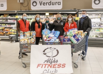 El Alfàs Fitness Club dona a Cruz Roja la recaudación de la  ‘MasterZumba’ solidaria