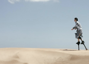 El Escalante estrena la versión de sala de ‘Migrare’ en Dansa València