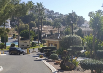 Altea mira con preocupación el impacto de la guerra en sus vecinos rusos