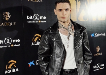 «El día del estreno recibimos un mensaje de apoyo del guitarrista oficial de Queen»