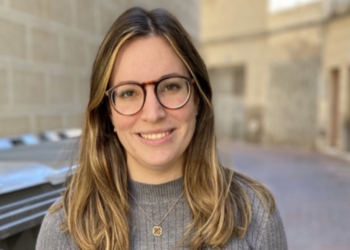 Más limpieza y cambio de ubicación de los contenedores de cara a la celebración de Semana Santa