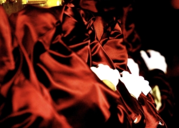 Por la provincia, de veneración a devoción