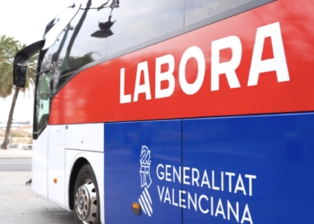 Un punto móvil de LABORA orientará en la búsqueda de empleo los días 3, 4 y 5 de mayo en Alcoy