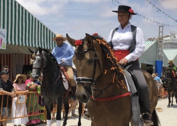 Sevillanas a la vera del mar