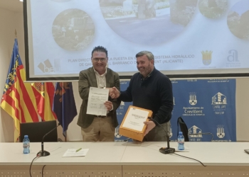 La Diputación entrega el Plan Director para la puesta en valor del sistema hidráulico Qanats de Crevillent