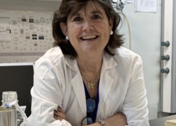 La química del CSIC Ana Martínez, premio a mejor invención por una patente aplicable al tratamiento de la esclerosis