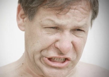 ¿Qué son los tics y cuáles son sus causas?