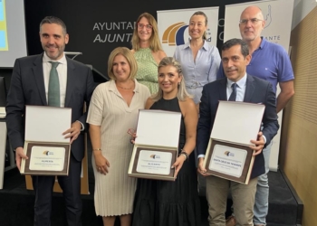 Alicante recibe el premio a ciudad con mayor libertad económica