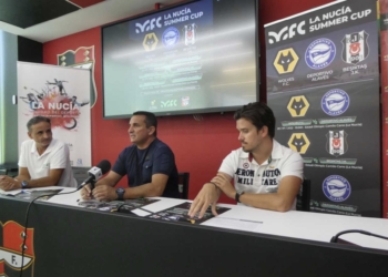 Wolves, Besiktas y Alavés jugarán un triangular en La Nucía