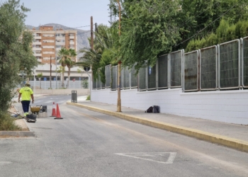 Elda mejora los accesos al colegio público Juan Rico y Amat