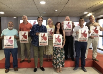 Alicante viaja a la Edad Media con el IV Gran Desembarco Moro en el Postiguet y el zoco