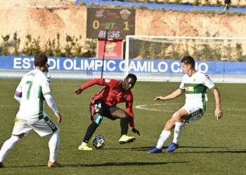 El CF La Nucía se presentará ante el Elche CF este domingo