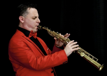 «Cuando musicalizamos un poema hay que tener en cuenta su esencia»