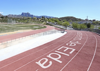 Elda renovará el pavimento de la Pista de Atletismo y urbanizará el entorno