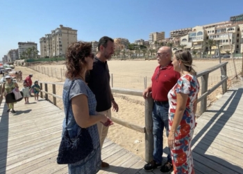 Costas inicia la regeneración ambiental de la parcela del hotel de Arenales del Sol