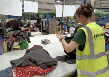 El 90% de la ropa usada recuperada en Santa Pola tiene una segunda vida