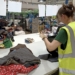 El 90% de la ropa usada recuperada en Santa Pola tiene una segunda vida