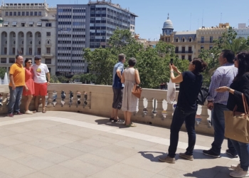 Más de 23.000 personas han visitado el balcón del Ayuntamiento desde el 1 de julio