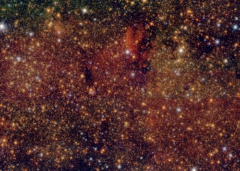 Un estudio revela cómo se formaron las estrellas del centro de la Vía Láctea