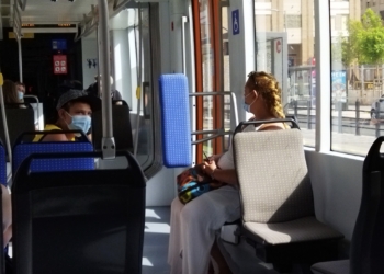 La Generalitat hará efectiva la reducción adicional del 30 % en abonos y títulos multiviaje de transporte público a partir del 1 de septiembre