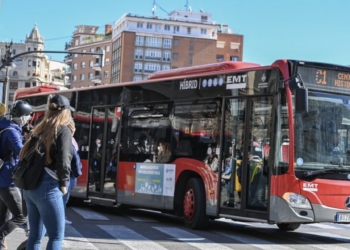 El precio del Bonobús y de la EMT Joven se reduce temporalmente un 30%