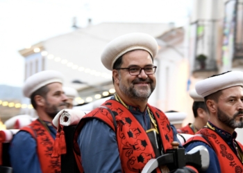 «Las fiestas fomentan lazos de amistad y familiares, y son una vía de escape»