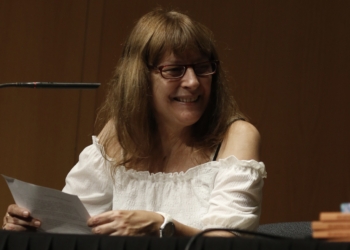 «No concibo la vida sin la poesía»