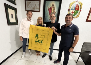 Los Moros Viejos de Petrer culminan la celebración de su 200 aniversario