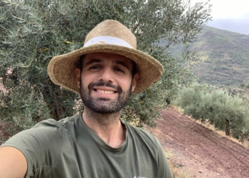 «El campo no entiende ni de festivos ni de días libres»